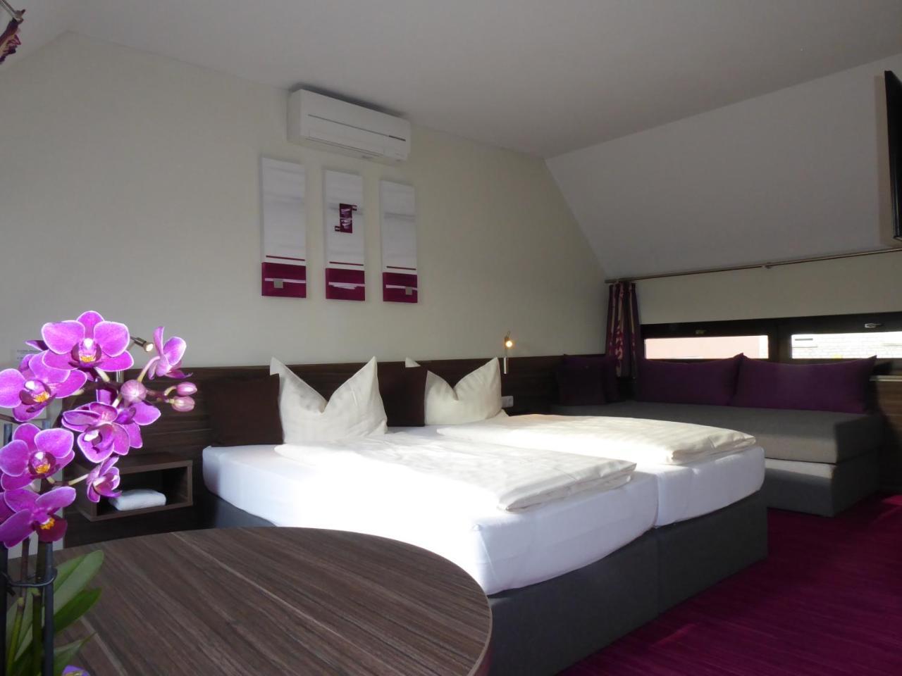 Pension Am Weinberg Bed & Breakfast Mainstockheim المظهر الخارجي الصورة